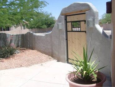 /services/stucco-repair.jpg